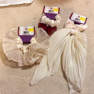 New Wet Brush High Quality Bridal Elegant Hair Scrunchies Trio Set Bundle
